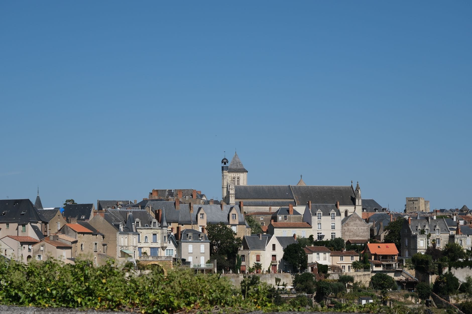 Agen village panorama